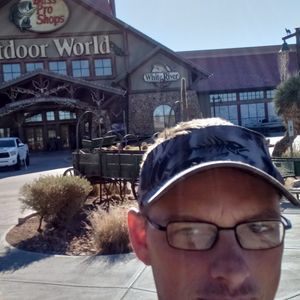 Meet your Posher, Keith